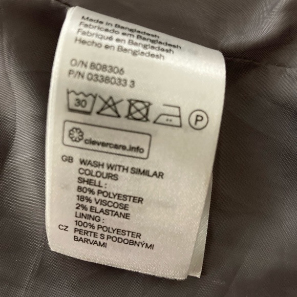 H&M grey blazer - size 12 - Picture 4 of 5